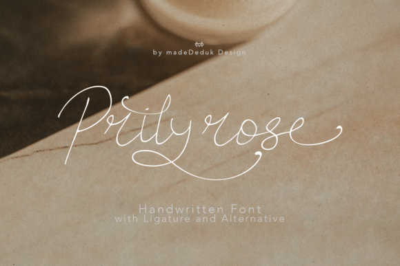 Prilyrose Script: The Perfect Typeface for Elegant Campaigns